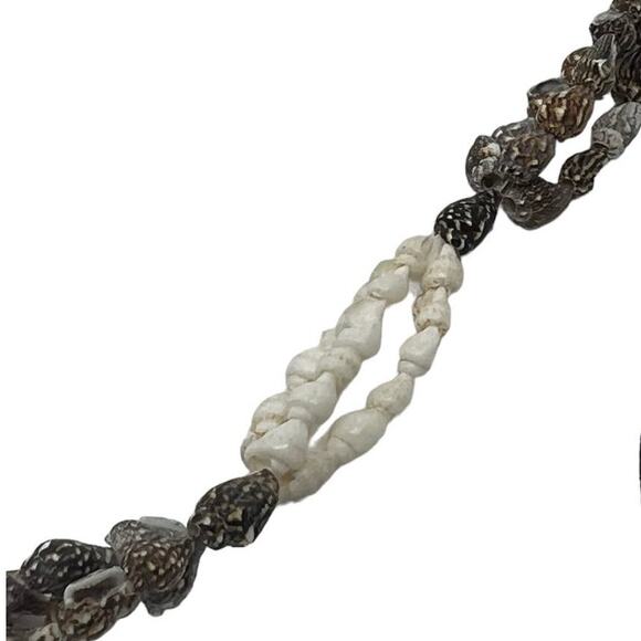 Vintage Seashell Multi-Strand Necklace - Picture 8 of 9